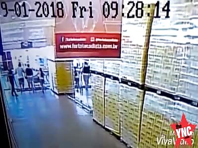 gun battle  in SÃ£o JosÃ©, FlorianÃ³polis-SC ends with a dead thieve 