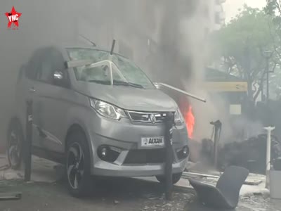 blacks and liberals in pairs mayday protest   