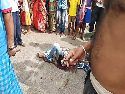 tractor  accident in maheshpur