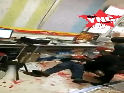 a  boss hacked a man with a knife over a conflict due to  redemption issue  near Yingxiu Road