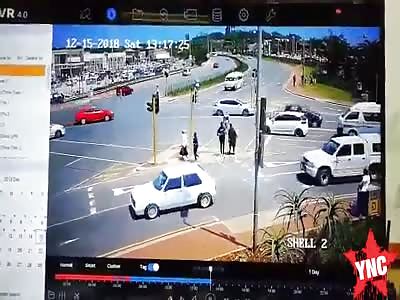 Taxi collision leaves 1 dead in south Africa 