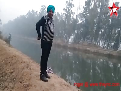  Diver team removed a woman's dead body that was in the water for 5 hours in Delhi