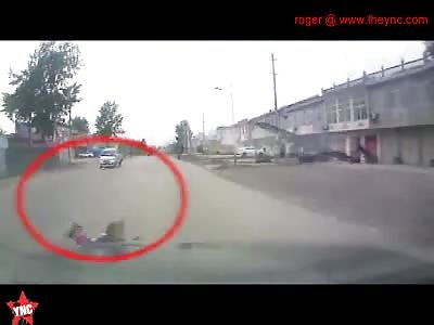 a bike collides into a Pickup truck in Suzhou City 