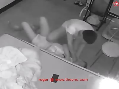 Woman Beaten by Her Boyfriend For Wanting to Check his Phone 