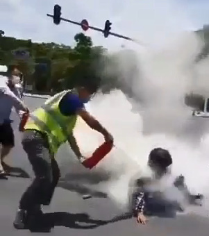 Man Turned Into Ghost Rider after a Zebra Crossing Accident in Guangdong