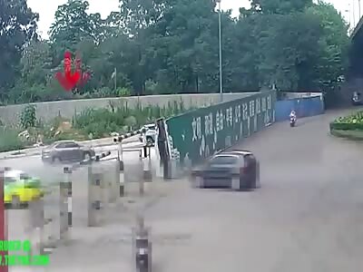Accident under the Shuangchong Bridge