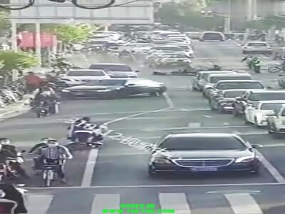 39 year old Miss Fan in her car runs over many pepole In Shanghai