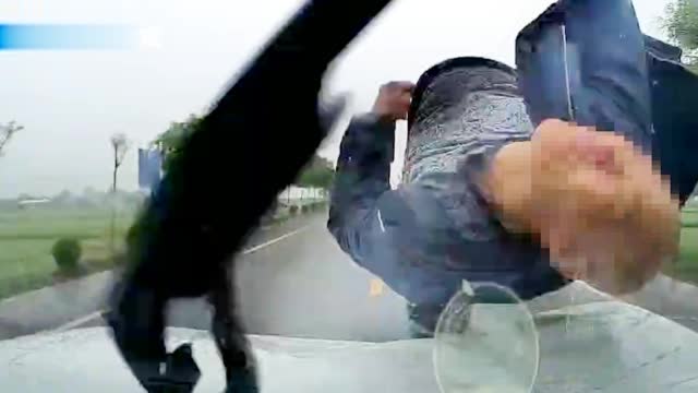 Yang died in an Accident in Weinan City