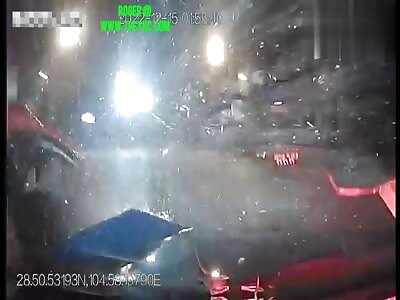 Meng in his car crashed  into kou's electric tricycle in Yibin City