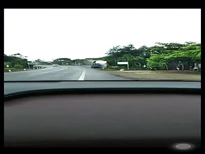 Truck crash in Viet Nam.