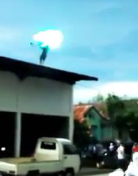 ZAP!! Young student Electrocuted in Pakistan (Other Angle)