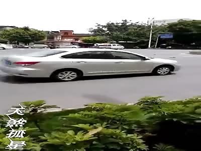 Asian ham scattered on the road 