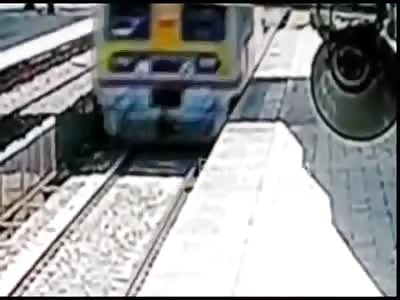 60 Year-Old-Man Committed Suicide on the Kandivali Railway Station