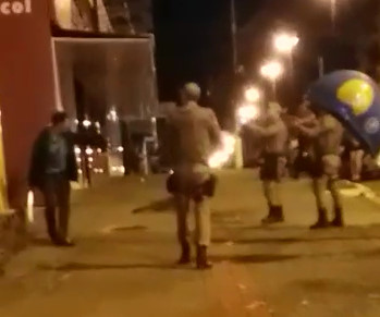 A Machete-Wielding Man Fatally Shot by Police in Brazil