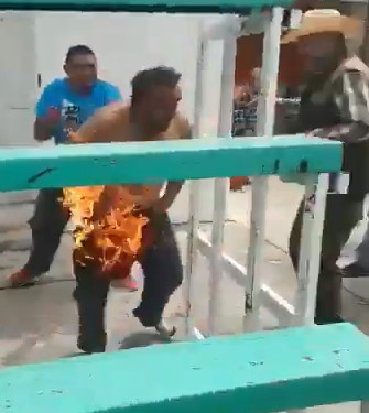 4 Men Accused of Taking Pictures of Underaged Girls are Lynched 