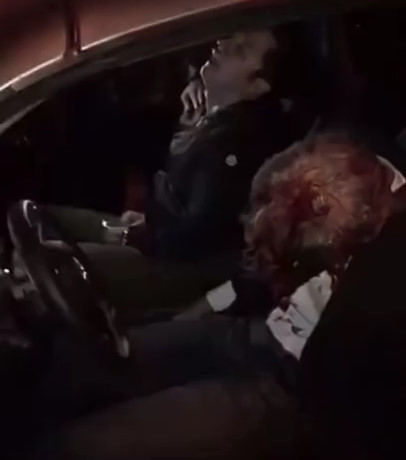 Bank robber killed in a drive-by shooting in Paris.