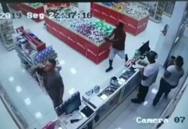 WALK UP EXECUTION IN STORE