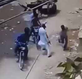 They Looted and Killed Person .. Metropole Karachi