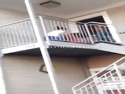 Thick Hood Bitch stomps face of held down young hoe