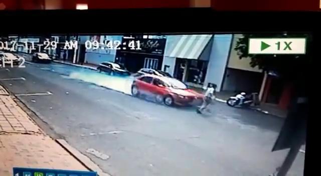 Old Man Killed Instantly While Trying to Cross the Road