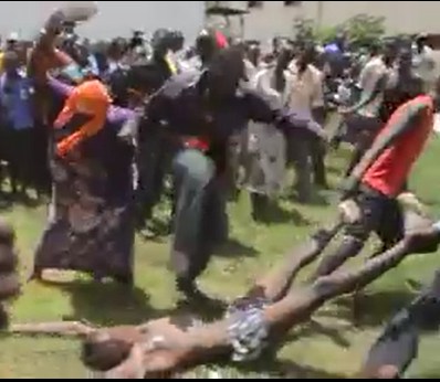 Thief Savagely Beaten By Angry Villagers Before He Got Burned