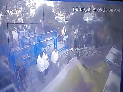 CCTV Murder Outside Court in Lahore