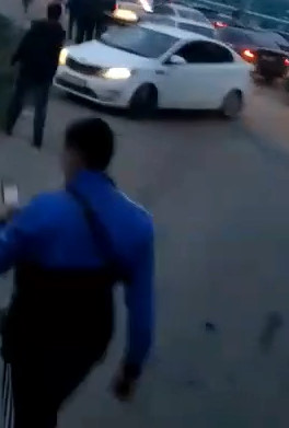 1 Killed, 9 Injured After Train-Bus Collision in Southern Kazakhstan