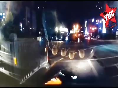 man faints and car crushes his head