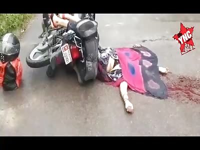 Brutal accident, woman dies with crushed head