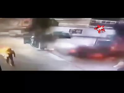 The man sets himself on fire at the gas station