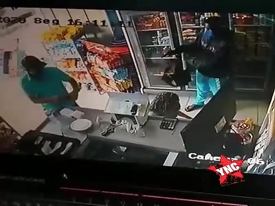 Robber's day cut short (with aftermath pics).