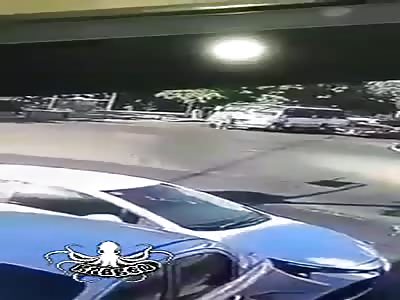 Culiacan sinaloa, woman is crushed by truck