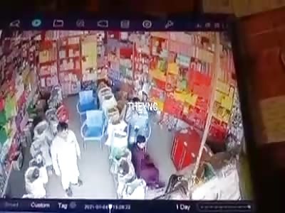 Robbery and murder at the Shorkot Cantt Road 330 stop.