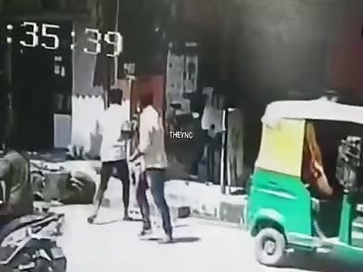 India: Realtor Hacked to Death In Broad Daylight