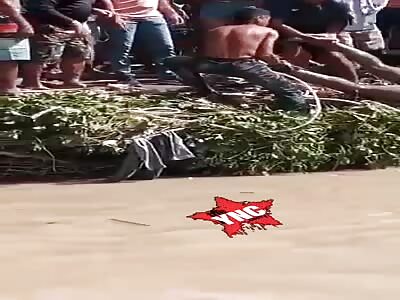 Rescue of drowned man's body