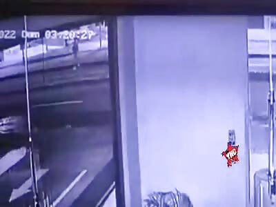 Man stabbed in robbery