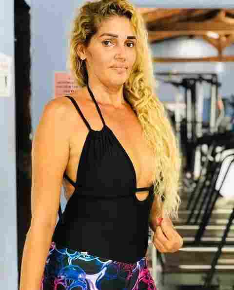 Pretty girl shot to death