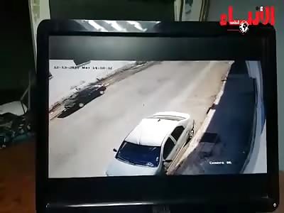 Shocking The fall of a wall in Casablanca behind the dead and wounded. 