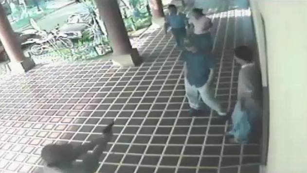 ex inmate is murdered with various shot in izalco, El Salvador. 