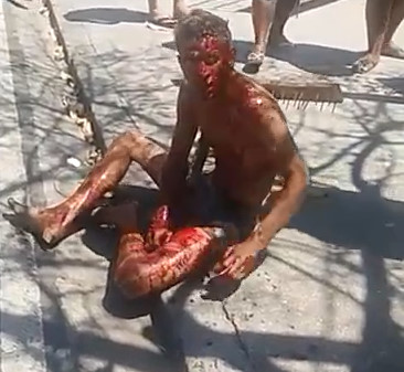 Thief gets a stick with nails buried in his back