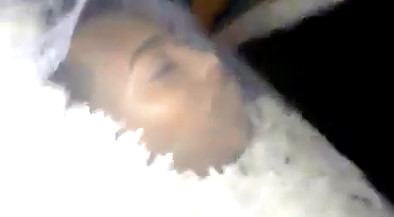 Traffickers throw a rival out of the coffin and set him on fire 