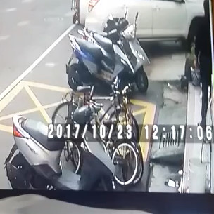 Young university student falls from a seventh floor and dies 