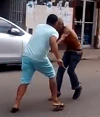 Drunk man Stabbed During Fight