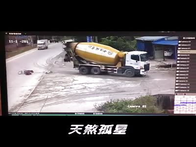 Motorcycle Crushed by TRUCK 