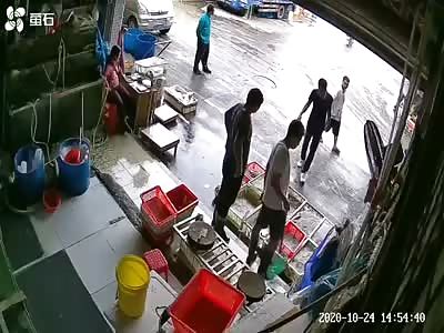 Gas Cylinder Explodes in a Chinese Street