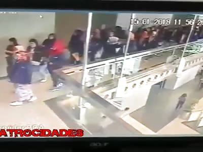 second floor of the EIB Jakarta collapses with several people