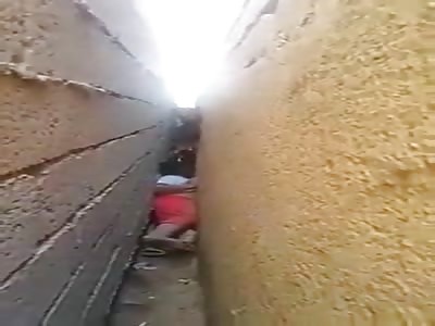 wtf .. trapped between walls