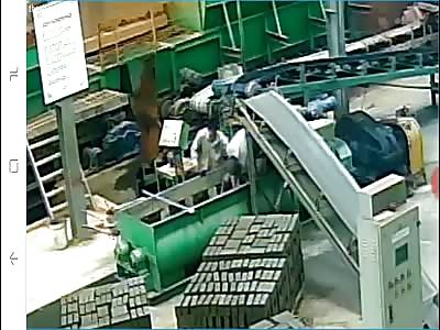 Live Accident Caught on CCTV Footage(10)