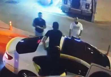 Thug Shoots 2 Assholes for Looking at his Girlfriend