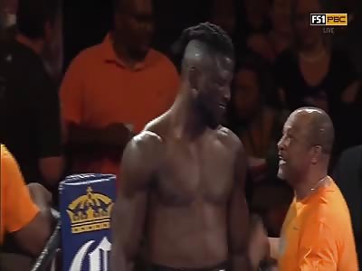 Not Having It! Bell in First Round and Boxer Hauls Ass.. Lolol